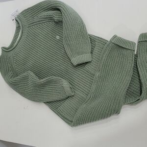 𝅺knit Long romper Size 12-18 mos NWT